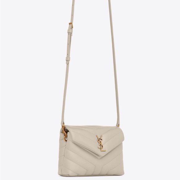 YSL LOULOU TOY STRAP BAG IN QUILTED "y"
LEATHER🤍 - Picture 6 of 11